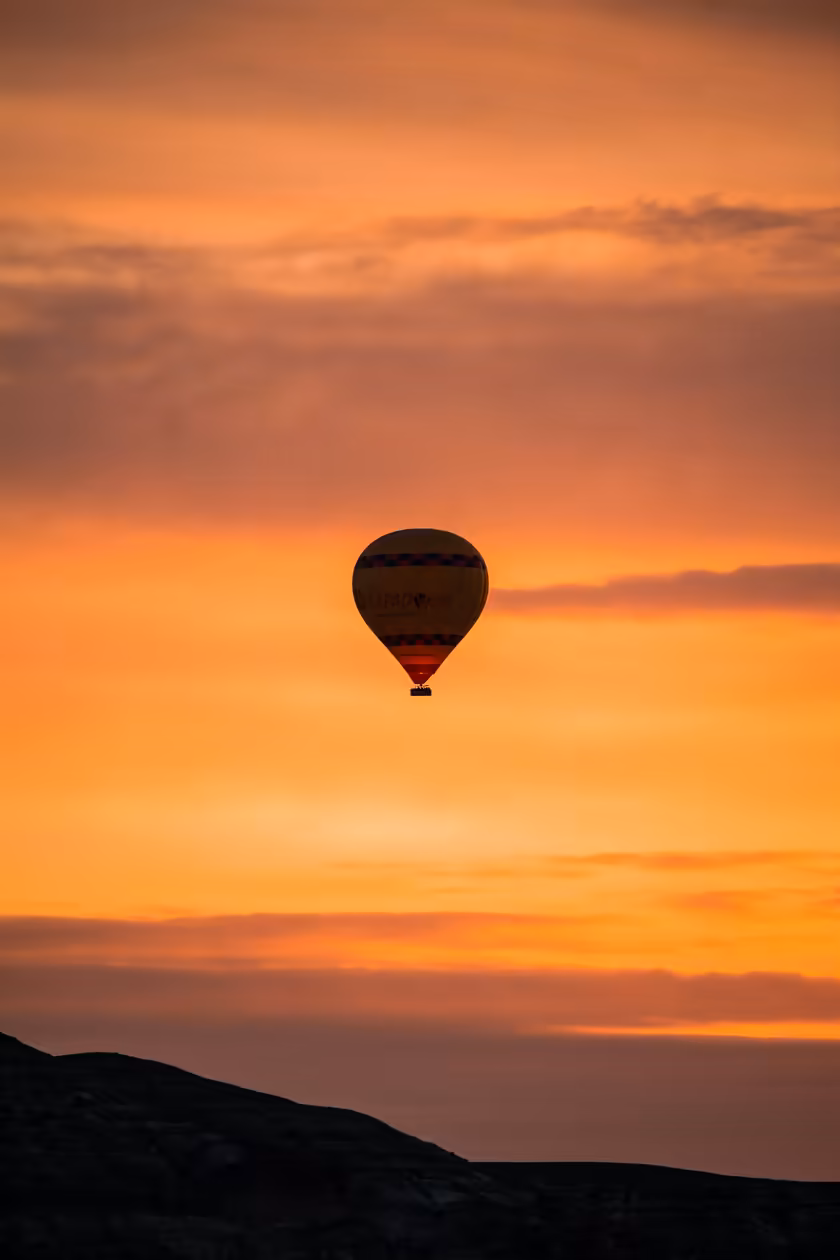 Hot Air Balloon Golden Sunset