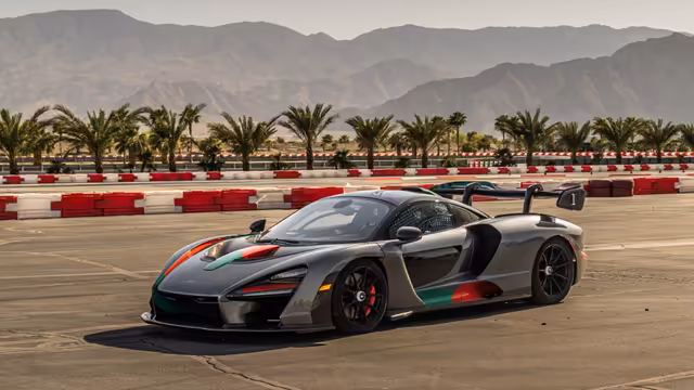McLaren Senna Absolute Triumph Desert