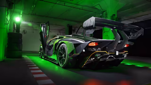Lamborghini Essenza SCV12 Racing Machine