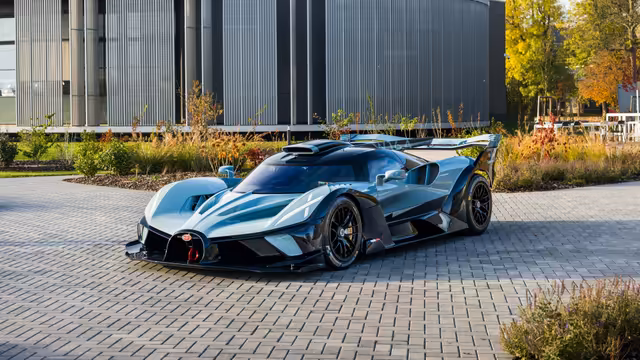 Bugatti Bolide Hypercar Luxury Performance