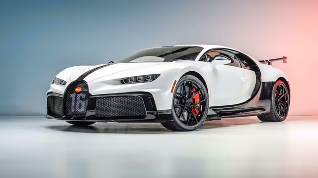 Bugatti Chiron Pur Sport Supercar