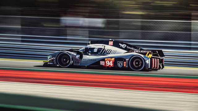Peugeot Racing at Speed