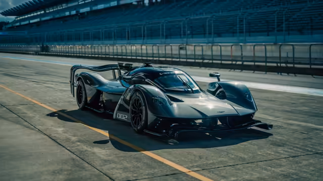 Aston Martin Valkyrie AMR Pro