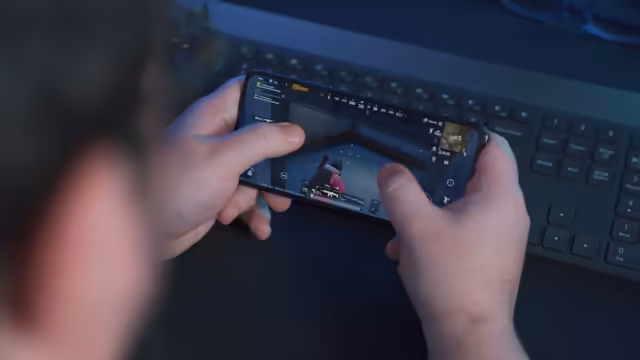 PUBG Mobile Gaming Hands Action
